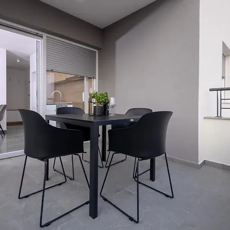 Luxury Leonika * ビビニェ