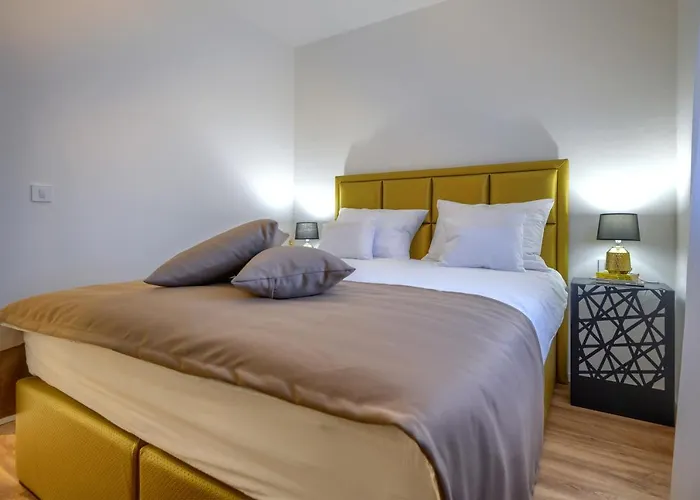 Apartment Luxury Leonika *