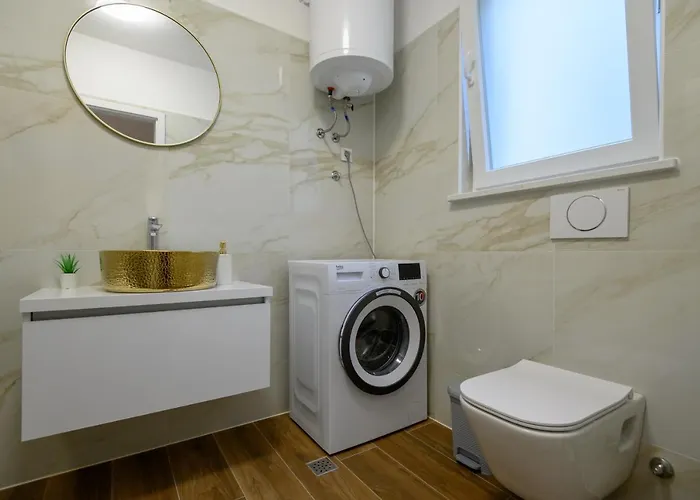 Luxury Leonika Apartment Bibinje