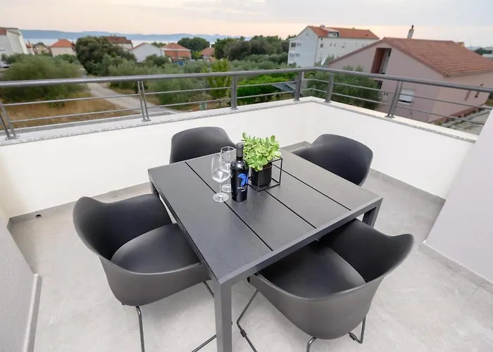 Apartment Luxury Leonika *