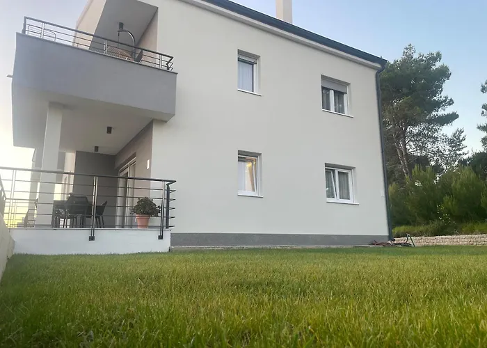 Apartment Luxury Leonika *