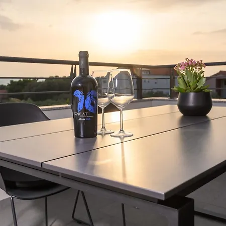 아파트 Luxury Leonika