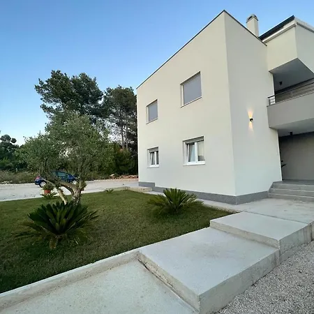 Luxury Leonika Bibinje